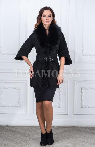 Пальто чёрное из шерсти с енотом рукава короткие